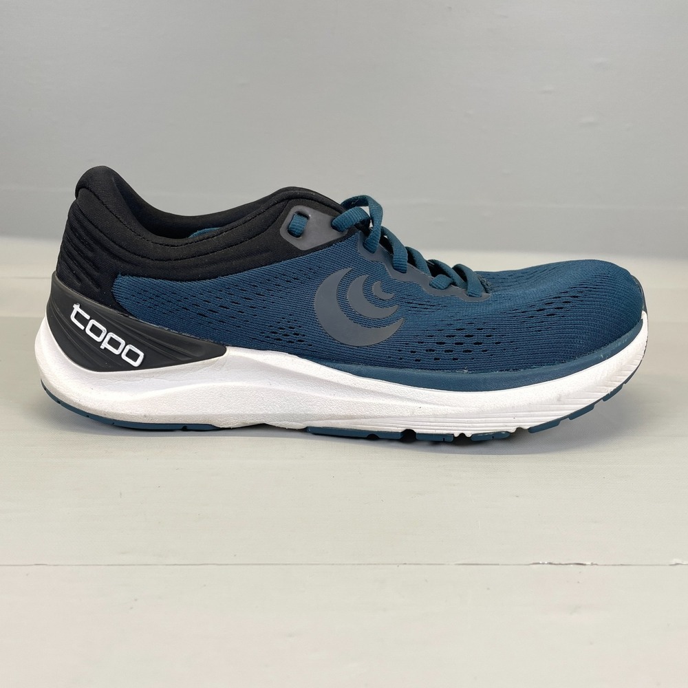 Topo Ultrafly 4 Shoes Mens Size 8 Blue Mesh Running Athletic 5mm Drop Sneakers